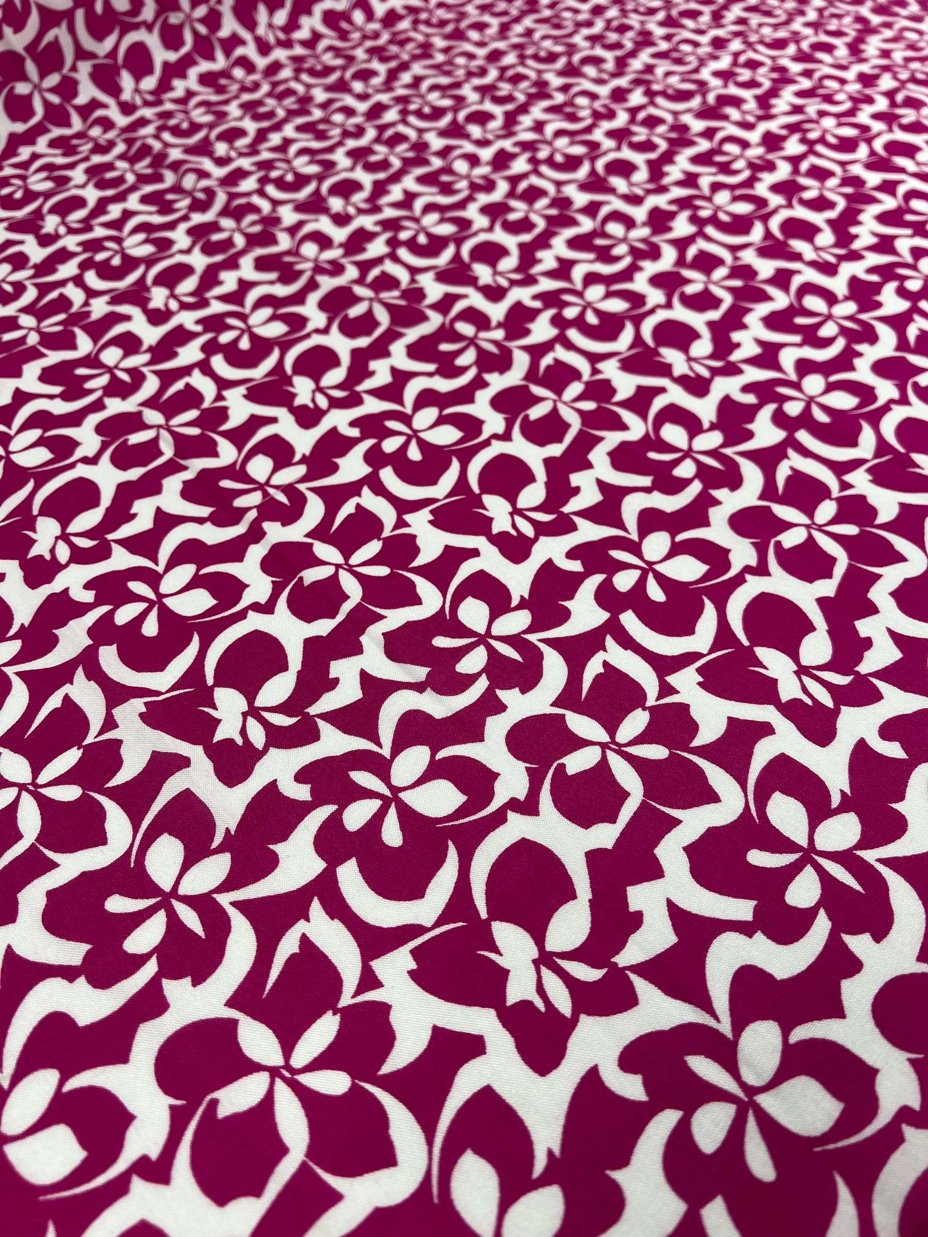 Designer Rayon - Fuchsia - 140cm